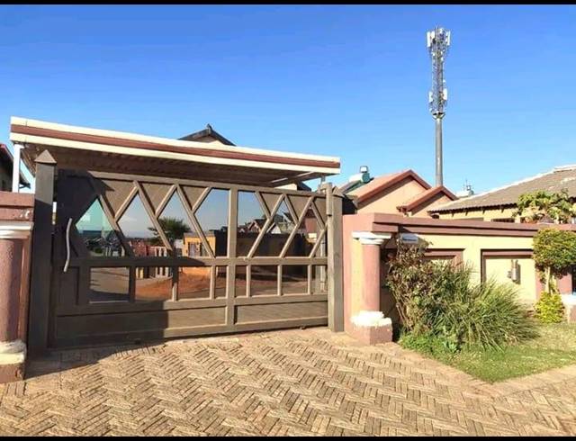 2 BEDROOM HOUSE FOR SALE IN SOSHANGUVE VV